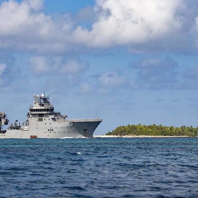 No evidence of major fuel spill on Samoan reef where New Zealand navy ship sank
